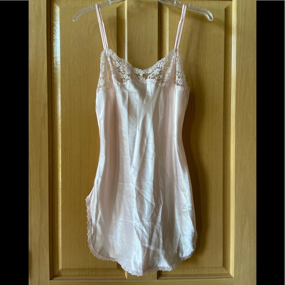 Vintage Gold Crown Victoria’s Secret Pastel Pink Slip Dress Nightgown-Size Small